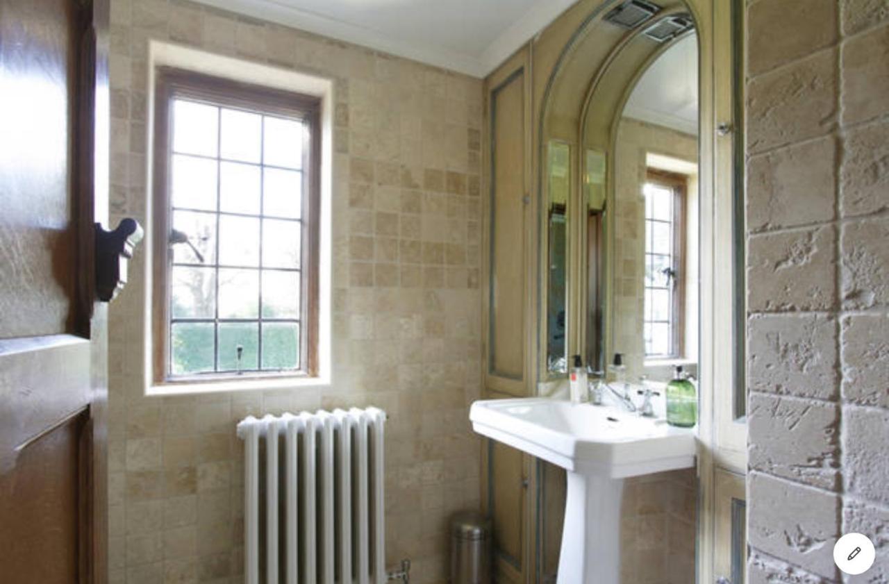 B&B Harlington Manor Екстер'єр фото