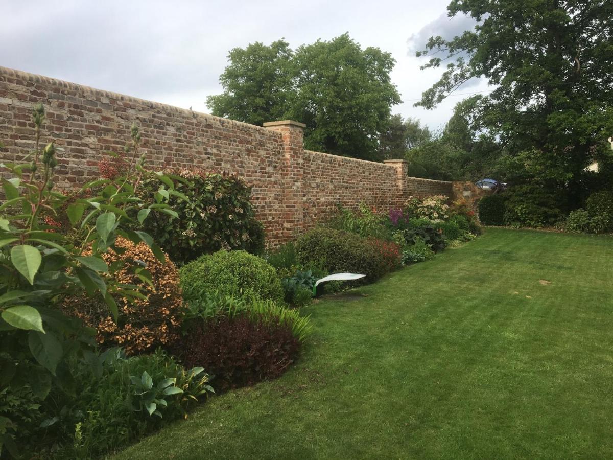B&B Harlington Manor Екстер'єр фото